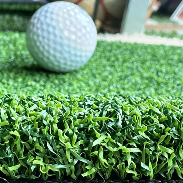 Green d'entraînement synthétique en Série Emerald